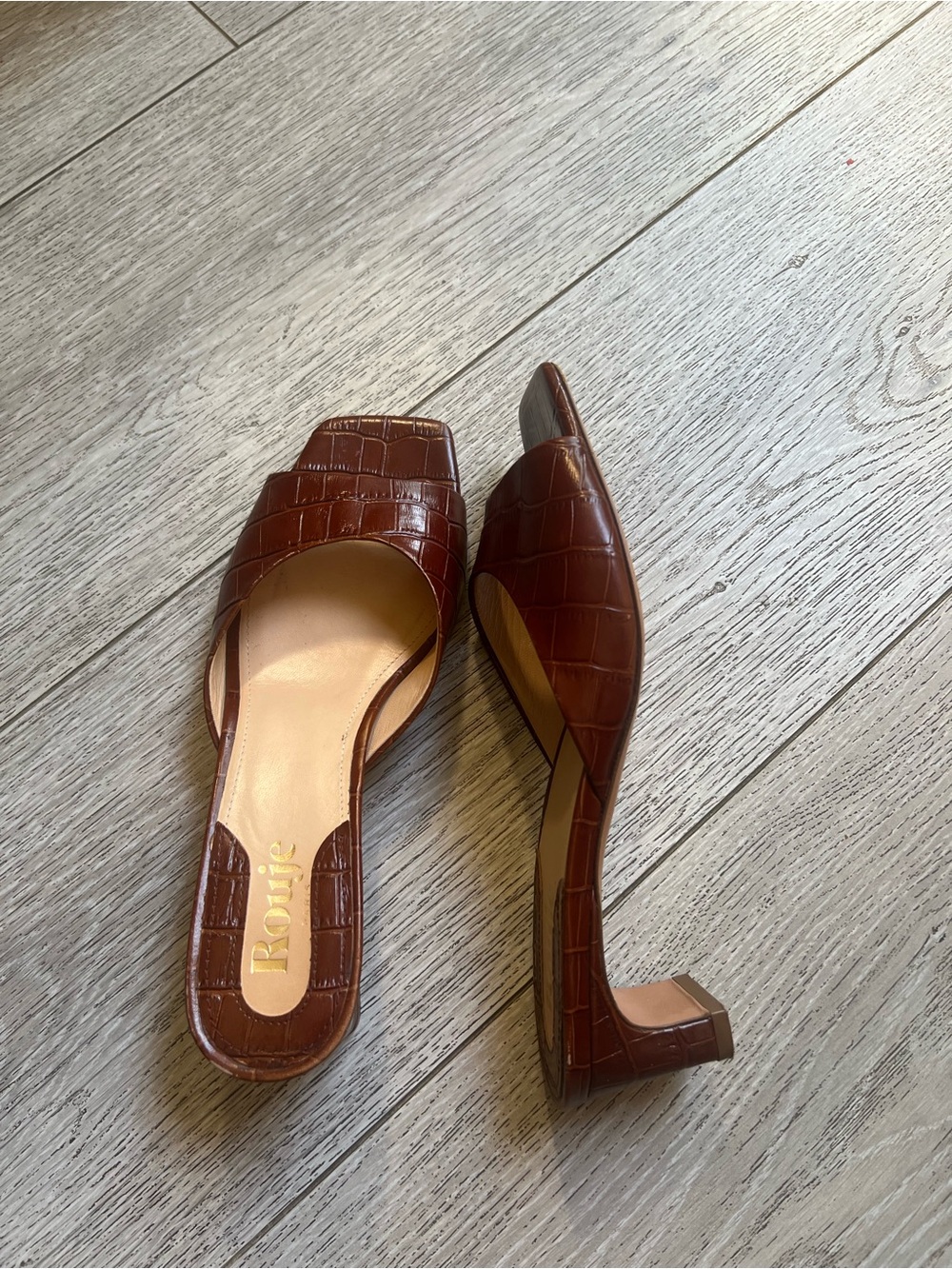 Rouje Paris Women's Brown Croc-Embossed square toe -Mid Heel Mules - Picture 8 of 8